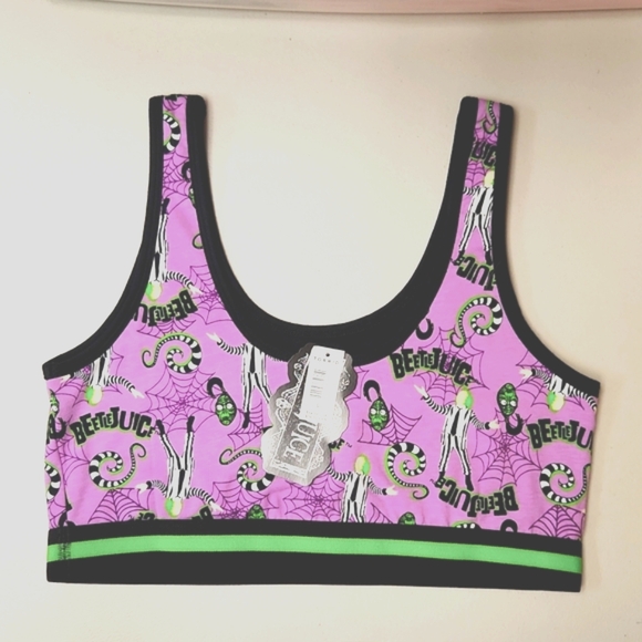 ♥️NWT VINTAGE TORRID BRALETTE - BEETLEJUICE WIRELESS SCOOP SPORTS BRA PLUS SIZE - Picture 4 of 15